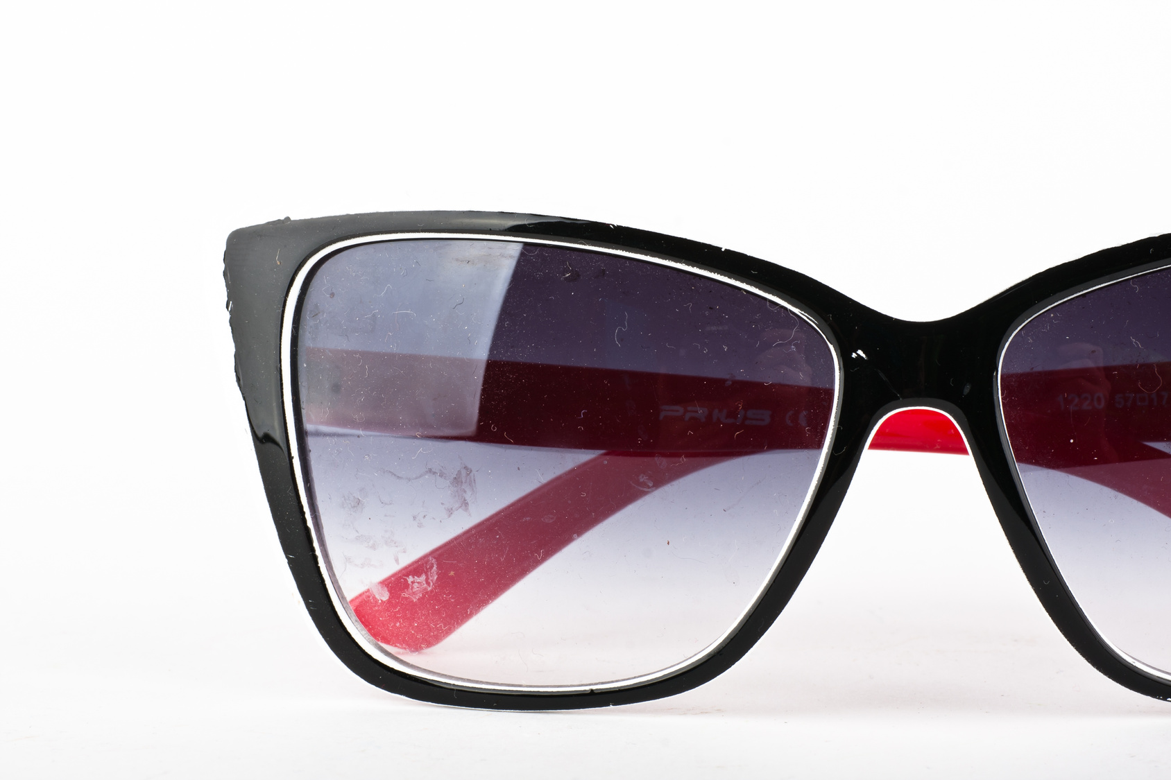 Avoid Sun Damage To Your Eyes This Summer